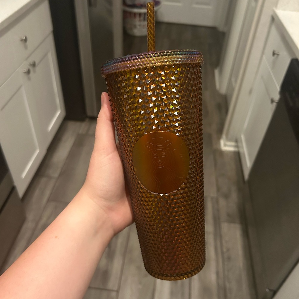 Venti starbucks cup